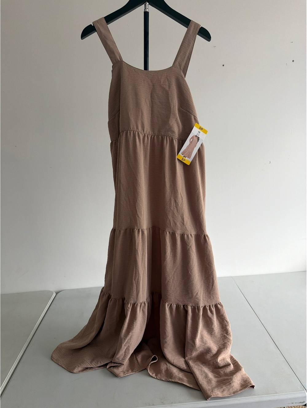 black BOW Women's Tiered Maxi Dress Tan Size S/P 0006